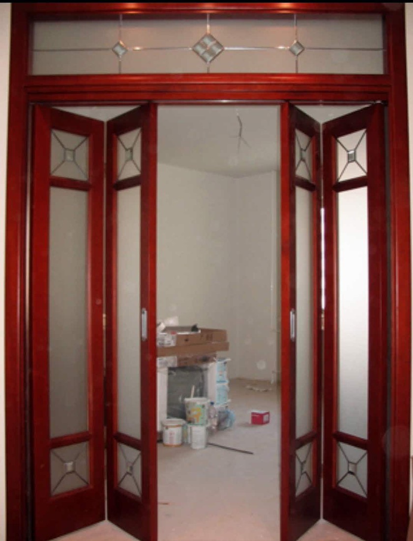 Дверь гармошка с декоративными стеклянными вставками Старый Оскол